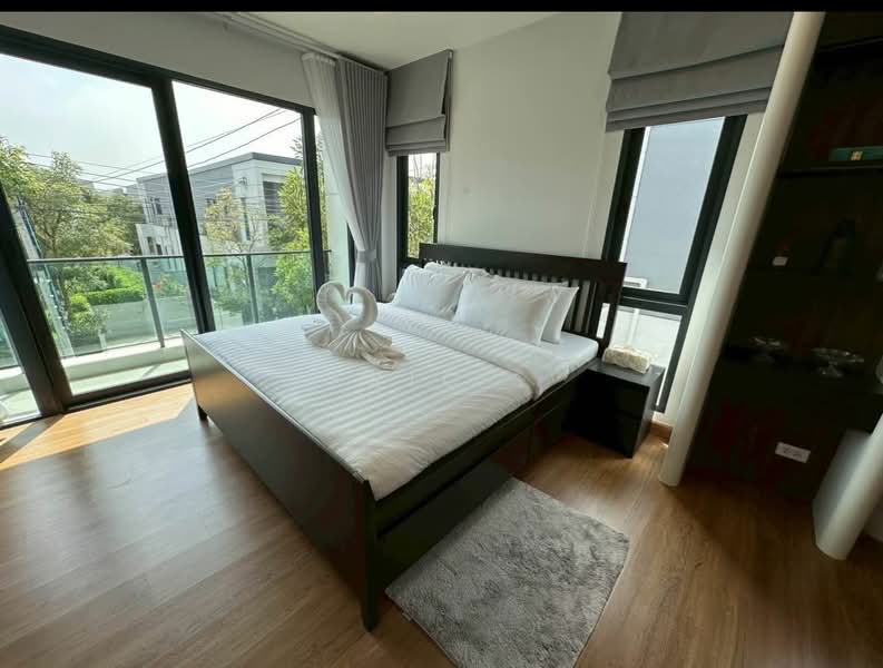 Centro Bangna, Samut Prakan, 111 Soi 3, Bang Kaeo, Bang Plee, Samut Prakan, 5 Bedrooms, 260 sqm, Single Detached House For Rent, by Eric ., 500425899 - DDproperty.com