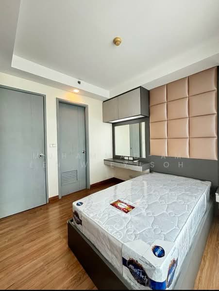 Thru Thonglor, Bangkok, Petchaburi Road, Bang Kapi, Huai Khwang, Bangkok, 2 Bedrooms, 62 sqm, Condo For Rent, by Muhammad-ameen Waeyusoh, 500425941 - DDproperty.com