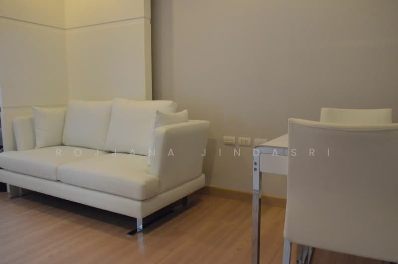 Urbano Absolute Sathon-Taksin : เออร์บาโน่ แอบโซลูท สาทร - ตากสิน, กรุงเทพ, 345 ซอยเจริญนคร 14/2, คลองต้นไทร, คลองสาน, กรุงเทพ, 30 ตร.ม., คอนโด ขาย, โดย Rojjana Jindasri, 500426067 - DDproperty.com