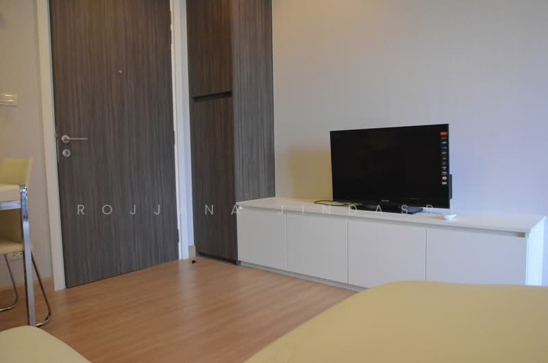 Urbano Absolute Sathon-Taksin : เออร์บาโน่ แอบโซลูท สาทร - ตากสิน, กรุงเทพ, 345 ซอยเจริญนคร 14/2, คลองต้นไทร, คลองสาน, กรุงเทพ, 30 ตร.ม., คอนโด ขาย, โดย Rojjana Jindasri, 500426067 - DDproperty.com