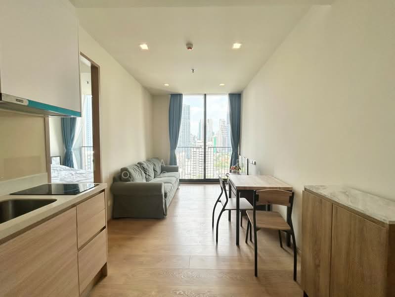 Noble Around Sukhumvit 33, Bangkok, 17 Soi Sukhumvit 33, Khlong Tan Nua, Watthana, Bangkok, 1 Bedroom, 35 sqm, Condo For Rent, by Sannop Phongpraphan, 500426108 - DDproperty.com