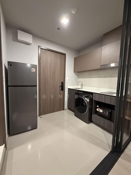 Life Phahon-Ladprao, Bangkok, 996 Phahonyothin Road, Jom Phon, Chatuchak, Bangkok, 1 Bedroom, 35 sqm, Condo For Rent, by Agentbkk, 500426136 - DDproperty.com