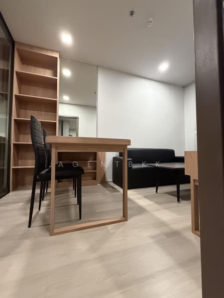 Life Phahon-Ladprao, Bangkok, 996 Phahonyothin Road, Jom Phon, Chatuchak, Bangkok, 1 Bedroom, 35 sqm, Condo For Rent, by Agentbkk, 500426136 - DDproperty.com
