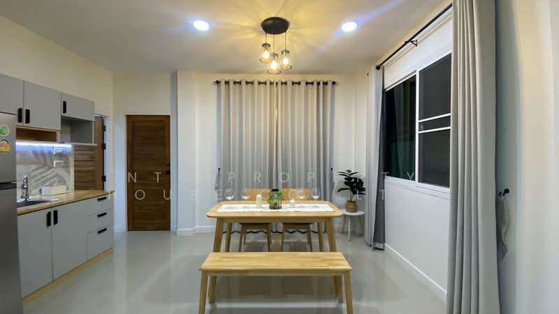 NG495 บ้านเช่าตกแต่งใหม่ 2 ชั้น รัชดา 42 เฟอร์นิเจอร์พร้อมเข้าอยู่ 14/07/69 ให้เช่า 35,000/เดือน, กรุงเทพ, รัชดา42, จันทรเกษม, จตุจักร, กรุงเทพ, 150 ตร.ม., บ้านแฝด ให้เช่า, โดย NTG Property House Co.,Ltd., 500426146 - DDproperty.com
