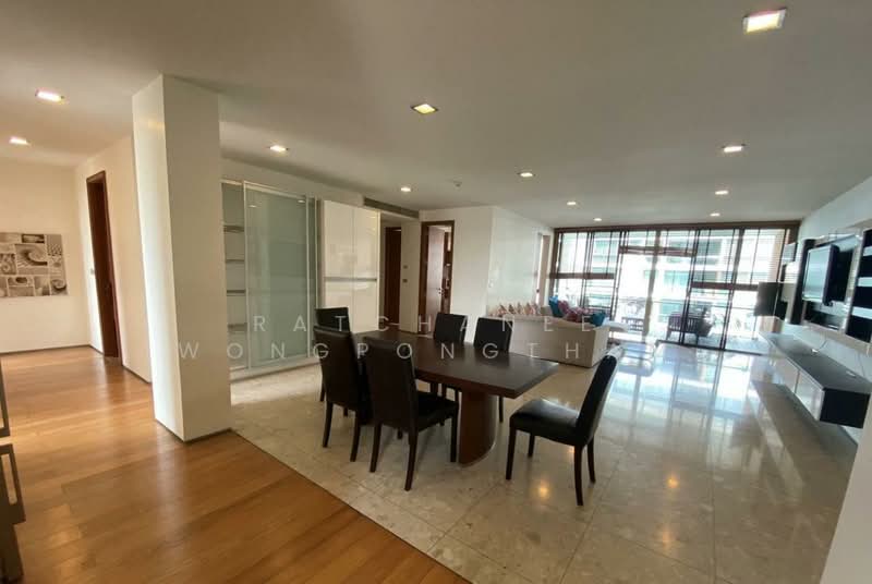 Ficus Lane, Bangkok, Soi Sukhumvit 44/1, Phra Kanong, Khlong Toei, Bangkok, 3 Bedrooms, 210 sqm, Condo For Rent, by Ratchanee Wongpongtham, 500426147 - DDproperty.com