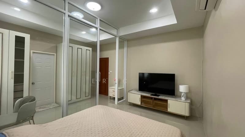 Baan Suan Neramit Watcharapol-Permsin, Bangkok, Permsin Road, Khlong Tanon, Sai Mai, Bangkok, 6 Bedrooms, 320 sqm, Single Detached House For Rent, by Eric ., 500426154 - DDproperty.com
