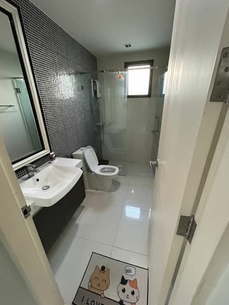 Narasiri Topiary Nawamindra, Bangkok, Nawamin Road, Khlong Kum, Bueng Kum, Bangkok, 5 Bedrooms, 380 sqm, Single Detached House For Rent, by Eric ., 500426167 - DDproperty.com