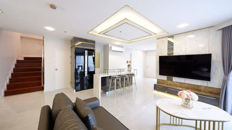Belle Grand Rama 9, Bangkok, 131 Rama 9 Road, Huai Khwang, Bangkok, 5 Bedrooms, 195 sqm, Condo For Rent, by Eric ., 500426173 - DDproperty.com