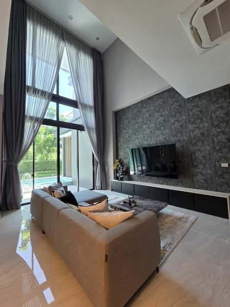 The Honor Yothinpattana, Bangkok, 3 Thanon Pho Kaeo, Khlong Chan, Bang Kapi, Bangkok, 7 Bedrooms, 710 sqm, Single Detached House For Rent, by Eric ., 500426179 - DDproperty.com