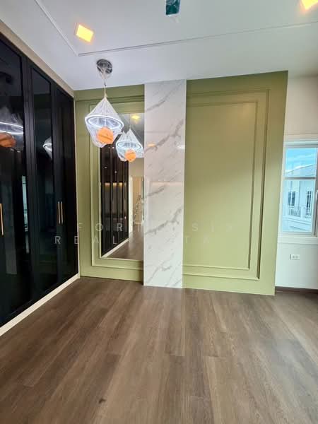 Suetrong Premium Rama 2-Samae Dam, Bangkok, 481 Rama 2 Road, Samae Dam, Bang Khun Thian, Bangkok, 5 Bedrooms, 480 sqm, Townhouse For Rent, by Forty-Six Real Estate Group, 500426188 - DDproperty.com