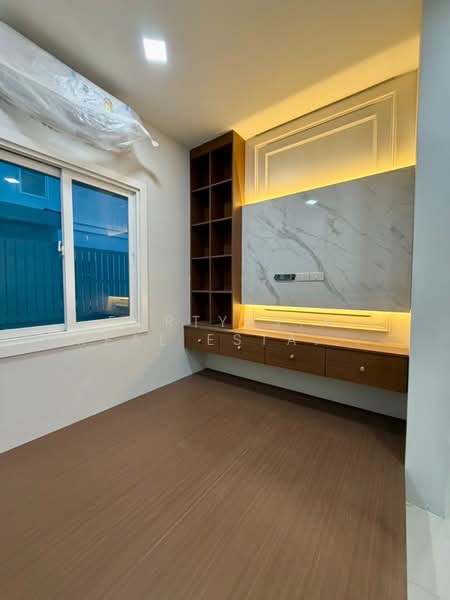 Suetrong Premium Rama 2-Samae Dam, Bangkok, 481 Rama 2 Road, Samae Dam, Bang Khun Thian, Bangkok, 5 Bedrooms, 480 sqm, Townhouse For Rent, by Forty-Six Real Estate Group, 500426188 - DDproperty.com