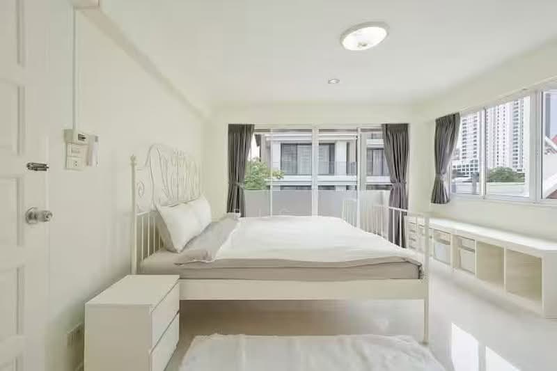 sukhumvit 31, Bangkok, Sukumvit 31, Khlongtoei Nua, Watthana, Bangkok, 6 Bedrooms, 350 sqm, Single Detached House For Rent, by Eric ., 500426198 - DDproperty.com