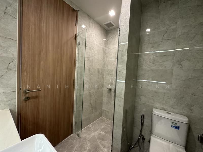 Noble Around Sukhumvit 33, Bangkok, 17 Soi Sukhumvit 33, Khlong Tan Nua, Watthana, Bangkok, 1 Bedroom, 36 sqm, Condo For Rent, by Nanthana SaeTing, 500426241 - DDproperty.com