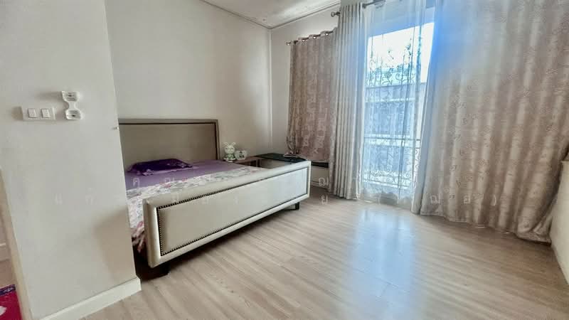Baan Klang Muang Nawamin 42, Bangkok, Soi Nawamin 42, Nawamin Road, Khlong Kum, Bueng Kum, Bangkok, 3 Bedrooms, 130 sqm, Townhouse For Sale, by คุณ ณัฏฐฌาภัส แก้วเมืองน้อย (เฌอ), 500426299 - DDproperty.com