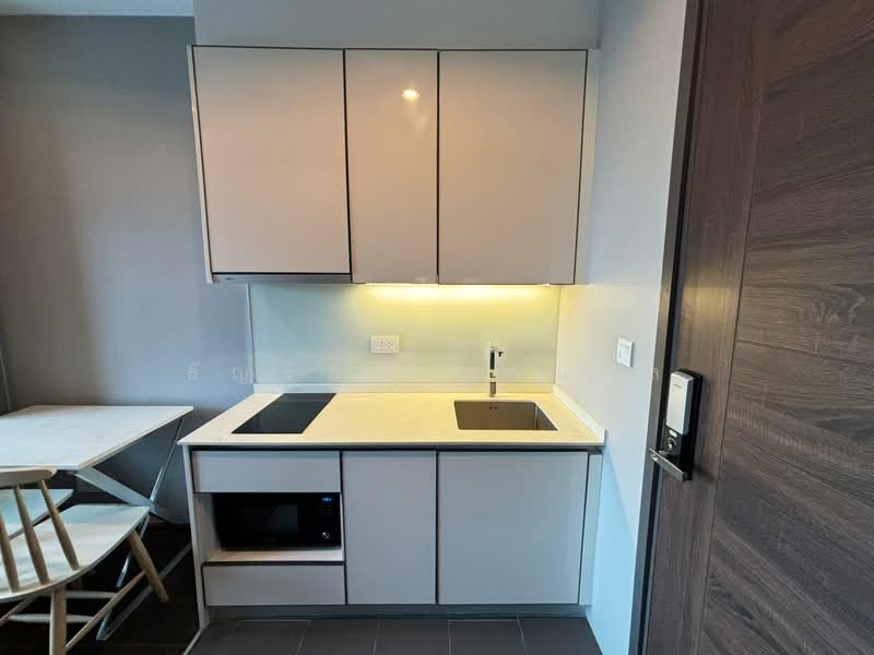 C Ekkamai, Bangkok, 888 Soi Sukhumvit 63, Sukhumvit Road, Khlong Tan Nua, Watthana, Bangkok, 1 Bedroom, 30 sqm, Condo For Rent, by ธัญรัตน์ ศรีนวล, 500426306 - DDproperty.com