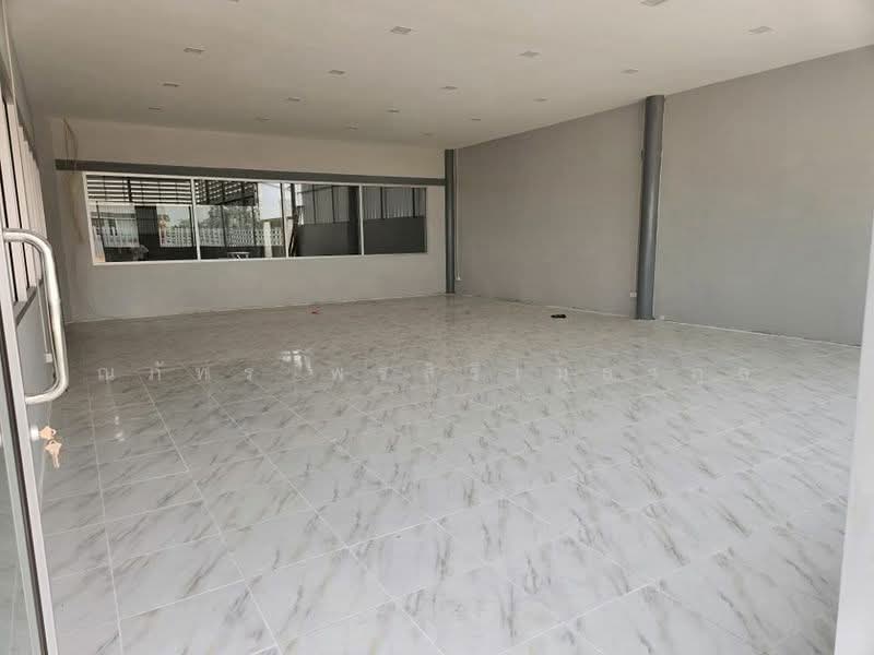 ให้เช่า โกดัง/โรงงาน 1,750 ตรม.พร้อมสำนักงาน ใกล้ นิคมโรจนะ อยุธยา (TW8-24326), Phra Nakhon Si Ayutthaya, Ban Hip, Uthai, Phra Nakhon Si Ayutthaya, , 1,750 sqm, Warehouse/Factory For Rent, by ณภัทร พรสิริเมธากุล, 500426311 - DDproperty.com