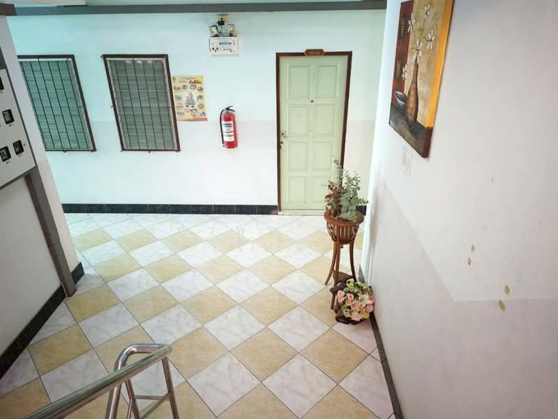 อพาร์ทเม้นท์ 6 ชั้น 60 ตร.ว. เอื้ออังกูร หอพัก ซอยนครชัยมงคลวิลล่า2, Pathum Thani, ถนนพหลโยธิน, Khlong Nung, Khlong Luang, Pathum Thani, , 400 sqm, Business For Sale, by คุณ สุภาพร มณีวรรณ (ใหม่), 500426323 - DDproperty.com