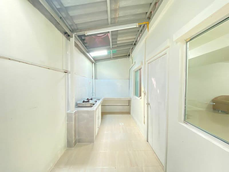 Baan Pruksa Ladkrabang-Suvarnabhumi : บ้านพฤกษา ลาดกระบัง-สุวรรณภูมิ, Samut Prakan, Srisa Chorakhe Noi, Bang Sao Thong, Samut Prakan, 3 Bedrooms, 100 sqm, Townhouse For Rent, by Living Condo, 500426325 - DDproperty.com