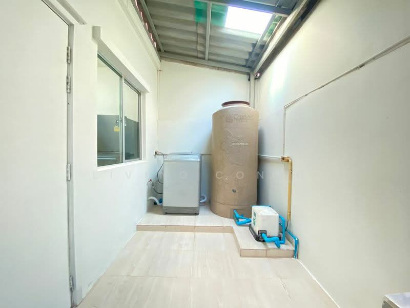 Baan Pruksa Ladkrabang-Suvarnabhumi : บ้านพฤกษา ลาดกระบัง-สุวรรณภูมิ, Samut Prakan, Srisa Chorakhe Noi, Bang Sao Thong, Samut Prakan, 3 Bedrooms, 100 sqm, Townhouse For Rent, by Living Condo, 500426325 - DDproperty.com