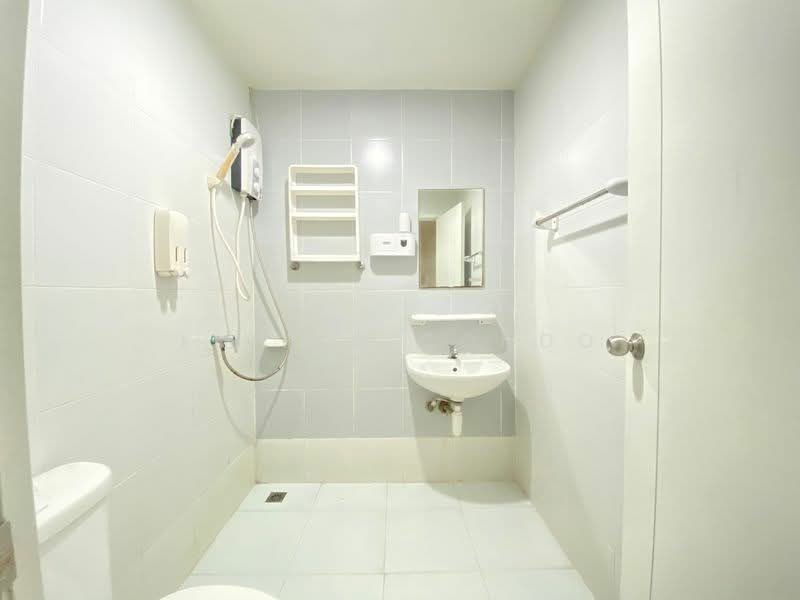 Baan Pruksa Ladkrabang-Suvarnabhumi : บ้านพฤกษา ลาดกระบัง-สุวรรณภูมิ, Samut Prakan, Srisa Chorakhe Noi, Bang Sao Thong, Samut Prakan, 3 Bedrooms, 100 sqm, Townhouse For Rent, by Living Condo, 500426325 - DDproperty.com