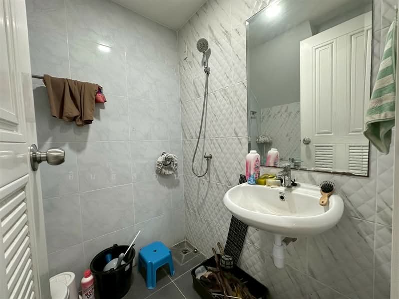 Chatluang 17, Pathum Thani, Moo 5, Khlong Sam, Khlong Luang, Pathum Thani, 3 Bedrooms, 110 sqm, Townhouse For Sale, by คุณ ยุทธการ อินธิสอน (แบงค์), 500426331 - DDproperty.com