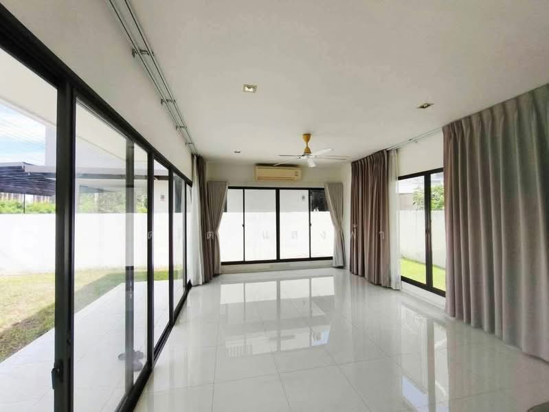 ให้เช่าบ้านเดี่ยว พื้นที่เยอะ ม.เดอะชาดี บายพาส ชลบุรี, Chon Buri (Pattaya), Ban Suan, Muang Chon Buri, Chon Buri (Pattaya), 3 Bedrooms, 190 sqm, Single Detached House For Rent, by Dusit Saengfa, 500426339 - DDproperty.com