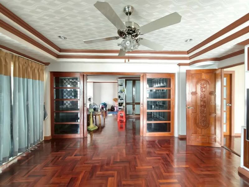 บ้านเดี่ยว 4 ชั้น 52 ตร.ว. บ้านเดี่ยว ใกล้มหาวิทยาลัยหอการค้า ซอยอินทามระ40, กรุงเทพ, ถนนดินแดง, ดินแดง, กรุงเทพ, 300 ตร.ม., บ้านเดี่ยว ขาย, โดย คุณ สุภาพร มณีวรรณ (ใหม่), 500426356 - DDproperty.com