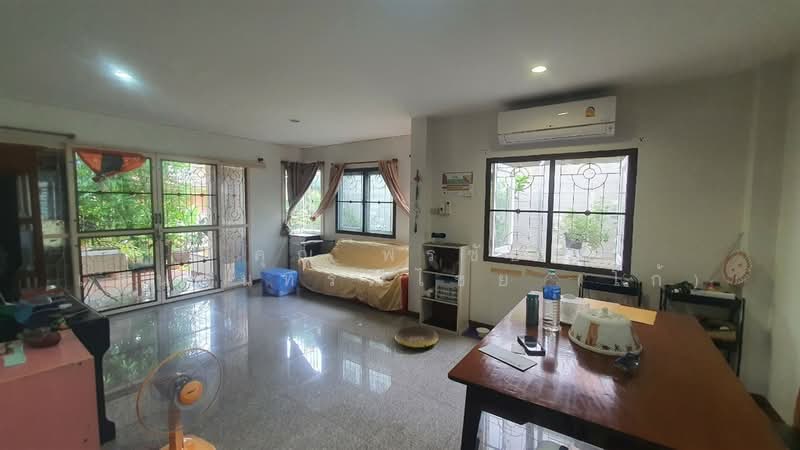 Praphawan Home Rom Klao 2 : ประภาวรรณโฮม ร่มเกล้า 2, Bangkok, ถนนสุวินทวงศ์, Saen Sab, Min Buri, Bangkok, 4 Bedrooms, 210 sqm, Single Detached House For Sale, by คุณ พรชัย เสนจันทร์ฒิไชย (โก้), 500426368 - DDproperty.com