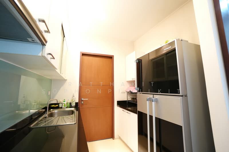 The Star Estate @ Narathiwas, Bangkok, 188 Naradhiwas Rajanagarindra Rd, Chong Nonsi, Yan Nawa, Bangkok, 2 Bedrooms, 109 sqm, Condo For Sale, by Ratthakit Sophonpibulkit, 500426381 - DDproperty.com