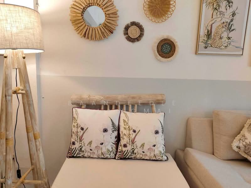 A house for rent near Ton Phayom Market, Chiang Mai Rental Price: 22,000 THB / month No.3H147, Chiang Mai, Su Thep, Muang Chiang Mai, Chiang Mai, 2 Bedrooms, 110 sqm, Semi-Detached House (Twin House) For Rent, by Baandeedee Chiangmai, 500426395 - DDproperty.com