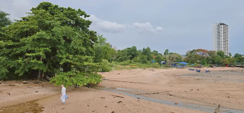 Beach Front Land stunning view Sriracha Bay beside Centara Sonrisa Residence and Suites Sriracha, Chon Buri (Pattaya), Si Racha, Chon Buri (Pattaya), , 1,764 sqm, Land For Sale, by Surasak Satho, 500426407 - DDproperty.com