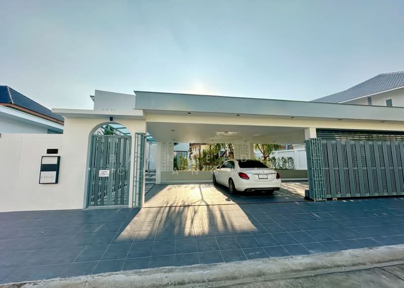 Pool Villa for rent near MerittonBritishInternational School, Rental Price: 150,000THB/monthNo.9P027, Chiang Mai, Nong Kwai, Hang Dong, Chiang Mai, 5 Bedrooms, 200 sqm, Single Detached House For Rent, by Baandeedee Chiangmai, 500426411 - DDproperty.com