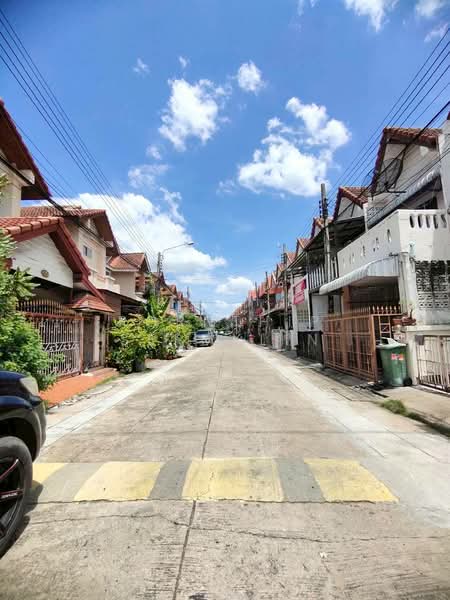รีบขายต่ำว่าราคาประเมิน หมู่บ้านแดนทองวิลเลจ 3นอน 2น้ำ ถ.สุขาภิบาล5, กรุงเทพ, สุขาภิบาล5, ท่าแร้ง, บางเขน, กรุงเทพ, 72 ตร.ม., ทาวน์เฮ้าส์ ขาย, โดย Pornthip Sermklin, 500426433 - DDproperty.com