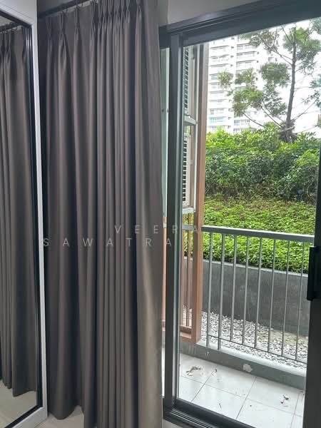 Life Pinklao, Bangkok, Boromarajonani Road, Bang Bamru, Bang Phlat, Bangkok, 1 Bedroom, 35 sqm, Condo For Sale, by Veera Sawatrangsri, 500426444 - DDproperty.com