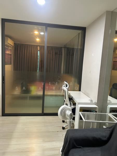 Life Pinklao, Bangkok, Boromarajonani Road, Bang Bamru, Bang Phlat, Bangkok, 1 Bedroom, 35 sqm, Condo For Sale, by Veera Sawatrangsri, 500426444 - DDproperty.com