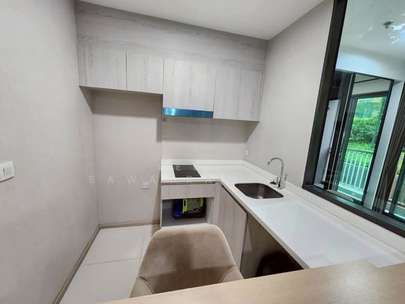 Life Pinklao, Bangkok, Boromarajonani Road, Bang Bamru, Bang Phlat, Bangkok, 1 Bedroom, 35 sqm, Condo For Sale, by Veera Sawatrangsri, 500426444 - DDproperty.com