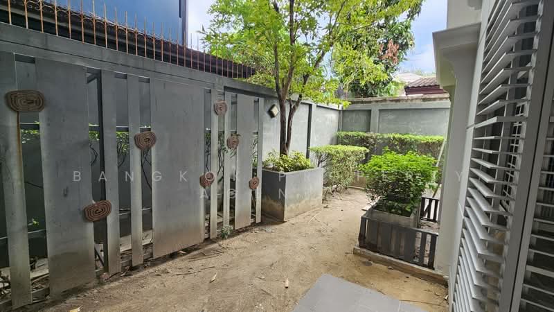 Maestro 39, Bangkok, Sukhumvit Road, Khlong Tan Nua, Watthana, Bangkok, 2 Bedrooms, 51 sqm, Condo For Rent, by BANGKOK PROPERTY AGENTS, 500426462 - DDproperty.com
