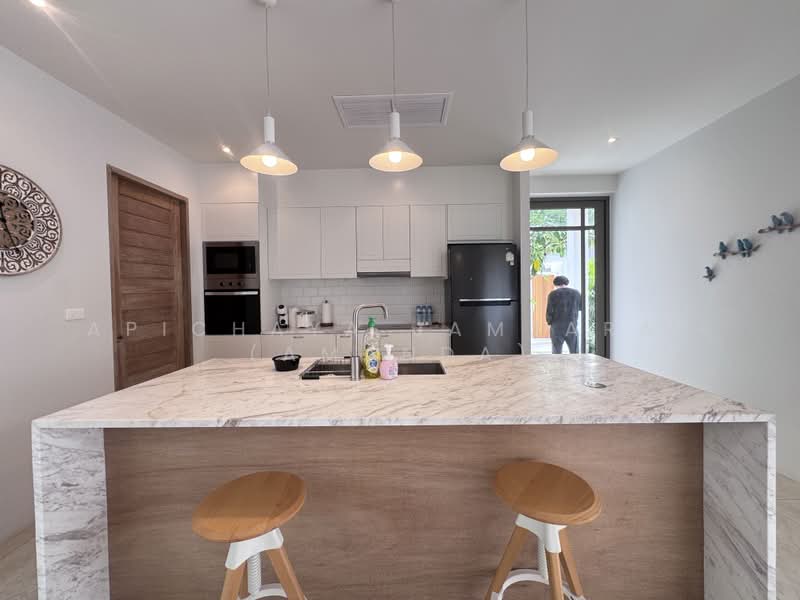 3-Bedroom Villa for Rent in Pasak Phuket, Phuket, Thep Krasattri, Thalang, Phuket, 3 Bedrooms, 300 sqm, Villa For Rent, by Apichaya Jamjarat (Amanda), 500426468 - DDproperty.com