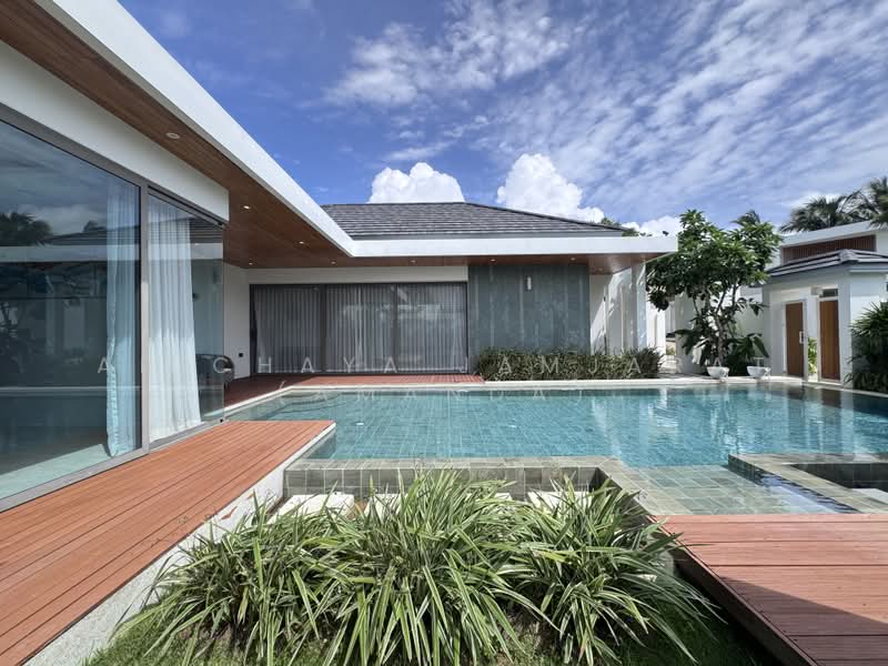 3-Bedroom Villa for Rent in Pasak Phuket, Phuket, Thep Krasattri, Thalang, Phuket, 3 Bedrooms, 300 sqm, Villa For Rent, by Apichaya Jamjarat (Amanda), 500426468 - DDproperty.com