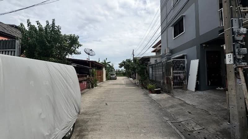 ที่ดินเปล่า ซอย ประดับศุข ใกล้โรบินสันศรีสมาน ทำเลดี ราคาถูก, นนทบุรี, ติวานนท์ - ปากเกร็ด, บ้านใหม่, ปากเกร็ด, นนทบุรี, 200 ตร.ม., ที่ดิน ขาย, โดย คุณ วิพุธดนัย (เปา), 500426470 - DDproperty.com