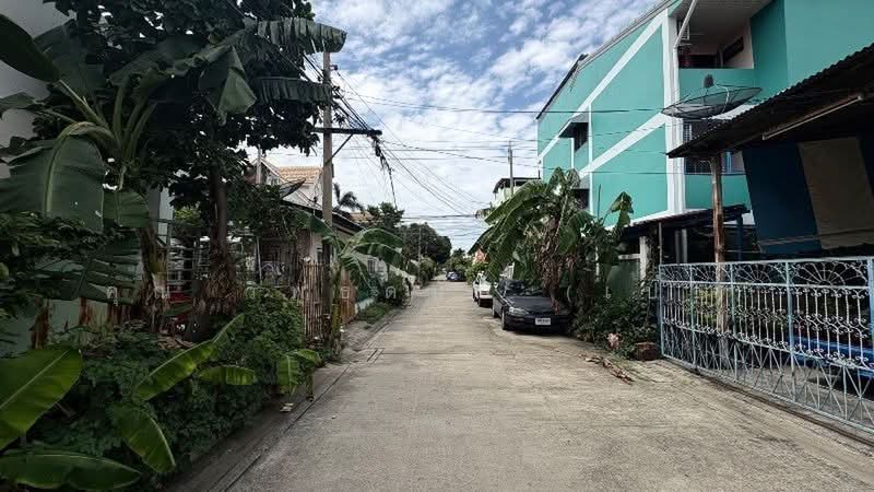 ที่ดินเปล่า ซอย ประดับศุข ใกล้โรบินสันศรีสมาน ทำเลดี ราคาถูก, นนทบุรี, ติวานนท์ - ปากเกร็ด, บ้านใหม่, ปากเกร็ด, นนทบุรี, 200 ตร.ม., ที่ดิน ขาย, โดย คุณ วิพุธดนัย (เปา), 500426470 - DDproperty.com