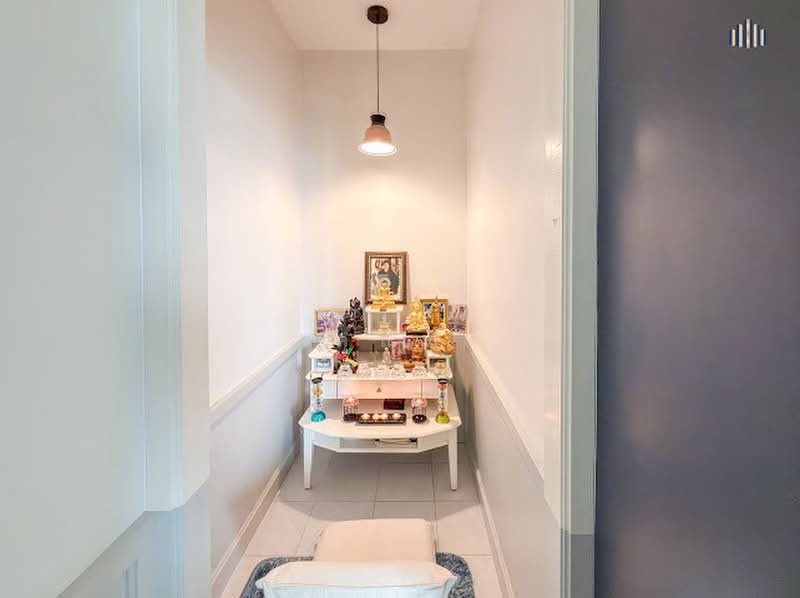 IDEO MOBI Sukhumvit 81, Bangkok, 2097 Sukhumvit Road, Bang Chak, Phra Khanong, Bangkok, 2 Bedrooms, 44 sqm, Condo For Sale, by คุณลี, 500426472 - DDproperty.com
