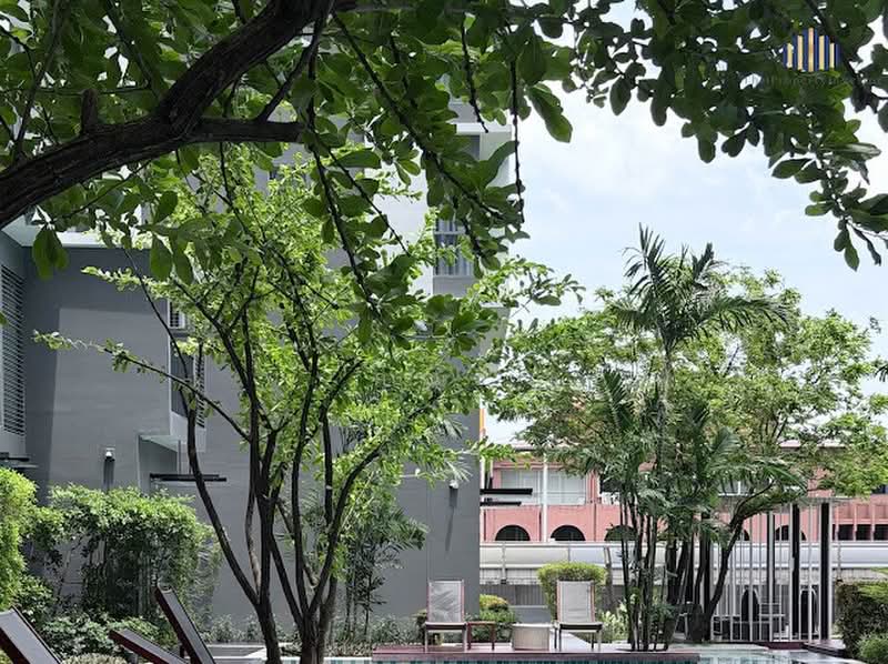 IDEO MOBI Sukhumvit 81, Bangkok, 2097 Sukhumvit Road, Bang Chak, Phra Khanong, Bangkok, 2 Bedrooms, 44 sqm, Condo For Sale, by คุณลี, 500426472 - DDproperty.com