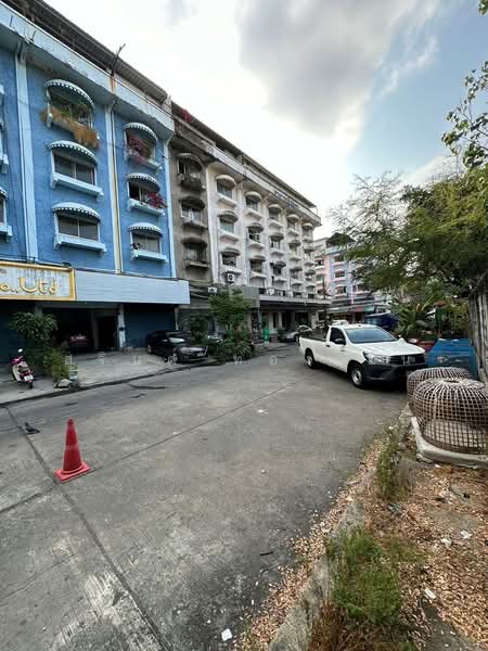 อาคารพณิชย์ ลาดพร้าว 130, กรุงเทพ, ลาดพร้าว, คลองจั่น, บางกะปิ, กรุงเทพ, 1,000 ตร.ม., ตึกแถว-อาคารพาณิชย์ ขาย, โดย สุจินต์ ทองเย็น, 500426519 - DDproperty.com