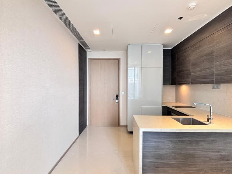 The Esse Asoke, Bangkok, 333 Soi Sukhumvit 21, Sukhumvit Road, Khlongtoei Nua, Watthana, Bangkok, 1 Bedroom, 45 sqm, Condo For Rent, by TRC Property, 500426523 - DDproperty.com