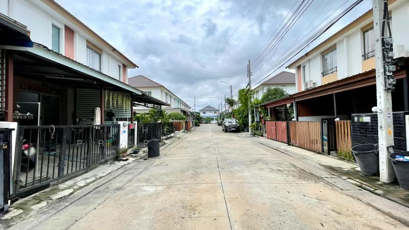 Baan Pruksa 77 Suksawat-Kanchanapisek, Samut Prakan, Laem Fa Pha, Phra Samut Jadee, Samut Prakan, 3 Bedrooms, 83 sqm, Townhouse For Sale, by The Best Property แนน, 500426527 - DDproperty.com