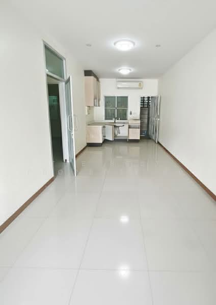 เดอ ะเฟิร์ส โฮม รังสิต - ลำลูกกา คลอง2, Pathum Thani, Khu Khot, Lam Luk Ka, Pathum Thani, 4 Bedrooms, 100 sqm, Townhouse For Sale, by The Best Property ตั๊บ, 500426563 - DDproperty.com