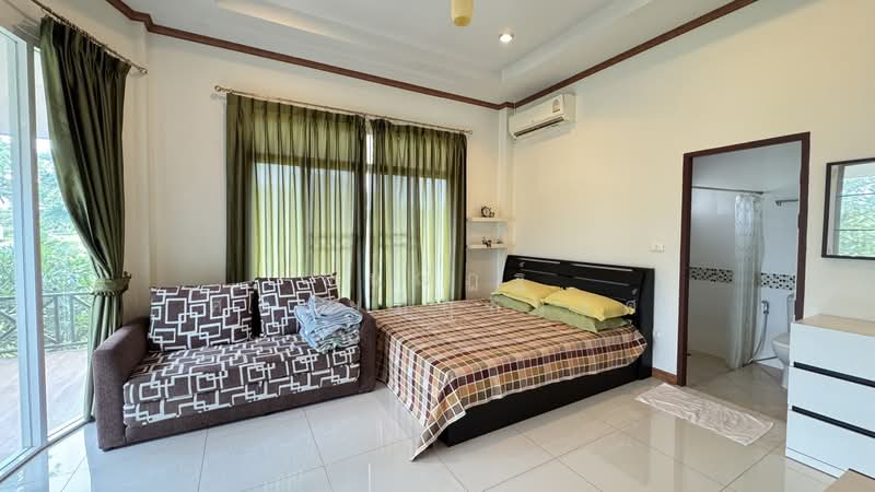 ฮอลิเดย์ปาร์ค(บ.หนองมะค่า), Nakhon Ratchasima, Pak Chong, Nakhon Ratchasima, 4 Bedrooms, 151 sqm, Single Detached House For Sale, by ธนณัฎฐ์ ศตายุสกุลวงศ์, 500426584 - DDproperty.com