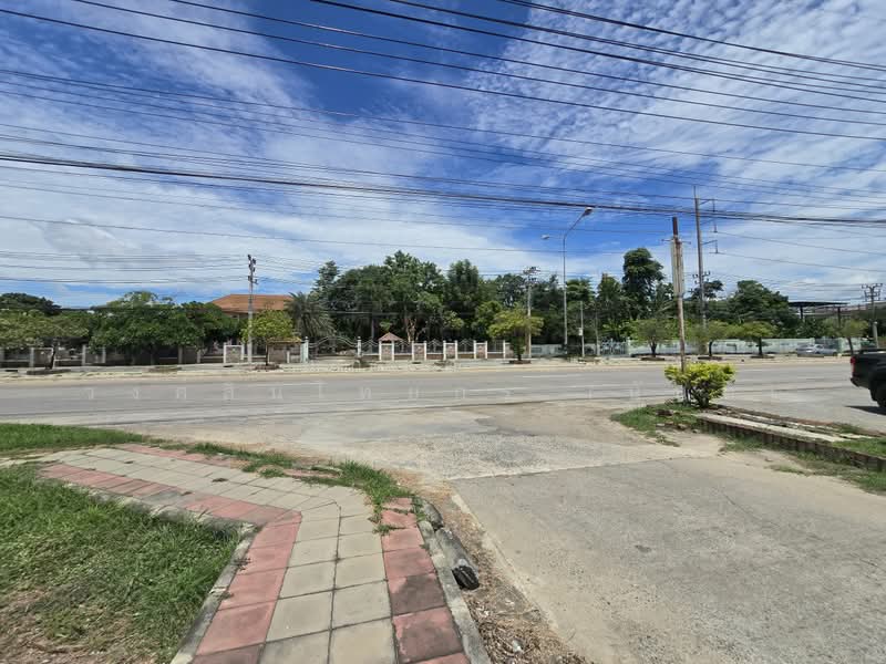ืัที่ดินเปล่าถมแล้ว ม.แสงสุวรรณ ถนนพหลโยธิน ตำบลนิคมสร้างตนเอง อำเภอเมืองลพบุรี จังหวัดลพบุรี, Lop Buri, พหลโยธิน, Nikhom Sang Ton Eng, Muang Lop Buri, Lop Buri, , 7,240 sqm, Land For Sale, by นภัสศรณ์ วงศ์สินไทยกร (นันท์), 500426631 - DDproperty.com