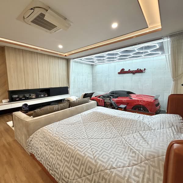 ขายบ้านเดี่ยว Luxury Modern นาคนิวาส–ลาดพร้าว | บ้านสร้างเอง 2 ชั้น 92 ตร.ว. พื้นที่ใช้สอย 500 ตร.ม., กรุงเทพ, ลาดพร้าว, กรุงเทพ, 500 ตร.ม., บ้านเดี่ยว ขาย, โดย อลงกต คำนวรพร, 500426671 - DDproperty.com